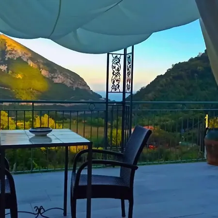 La Roccia Incantata Amalfi Coast Bed & Breakfast Vietri sul Mare